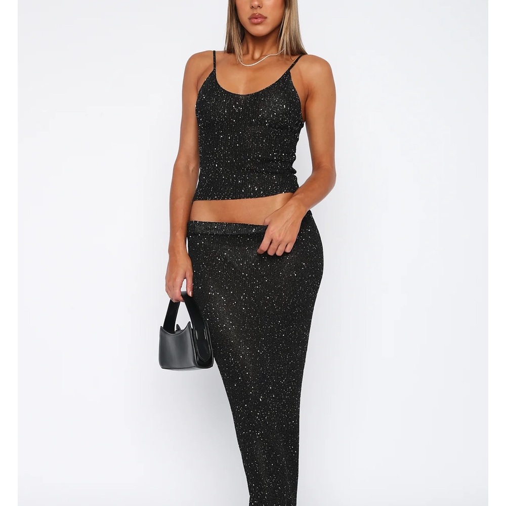 BRAND NEW NEVER WORN Love Galore Sequin Knit Skirt